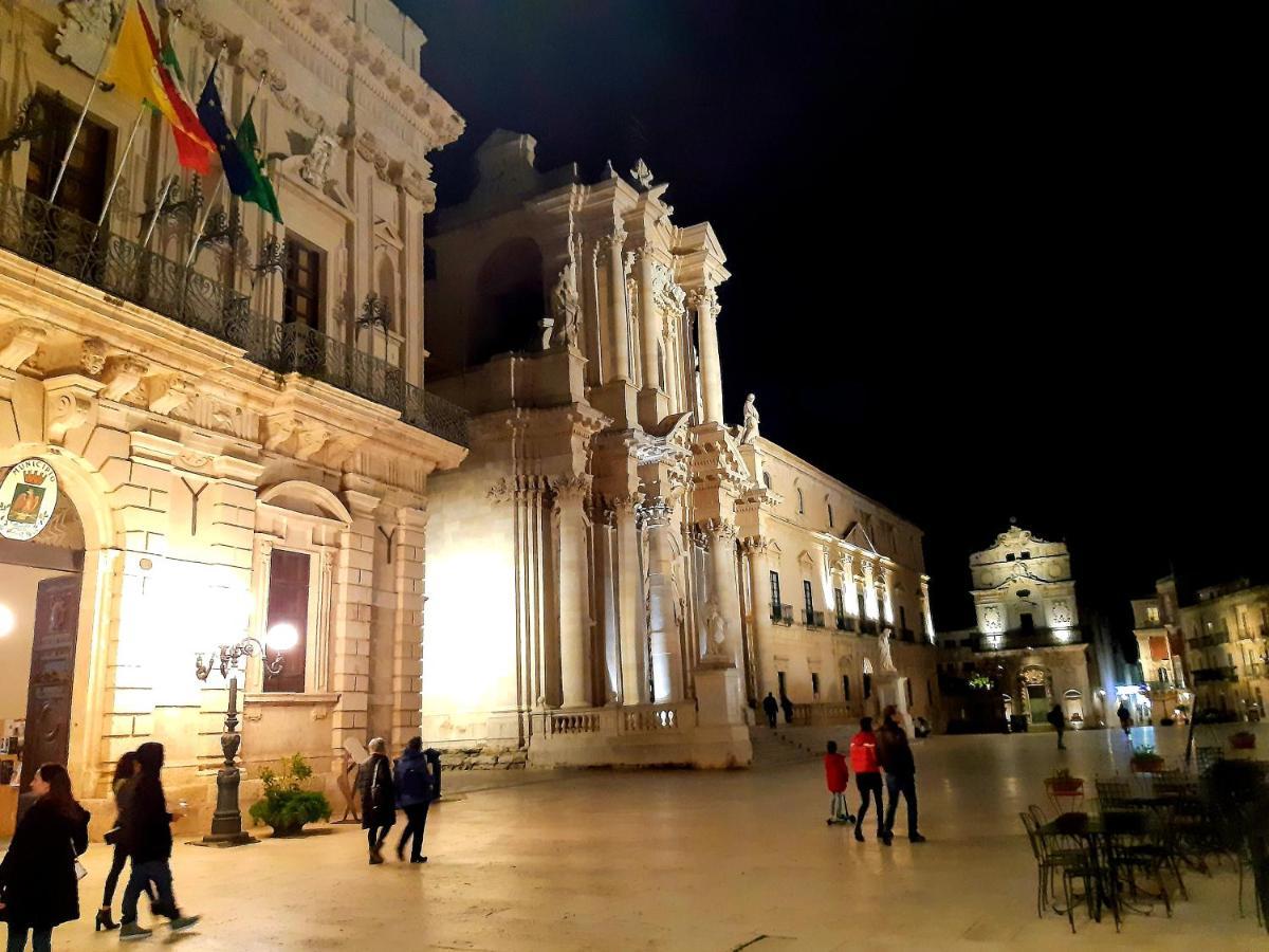 Elegante Appartamento In Palazzo Storico Ortigia Szirakúza Kültér fotó