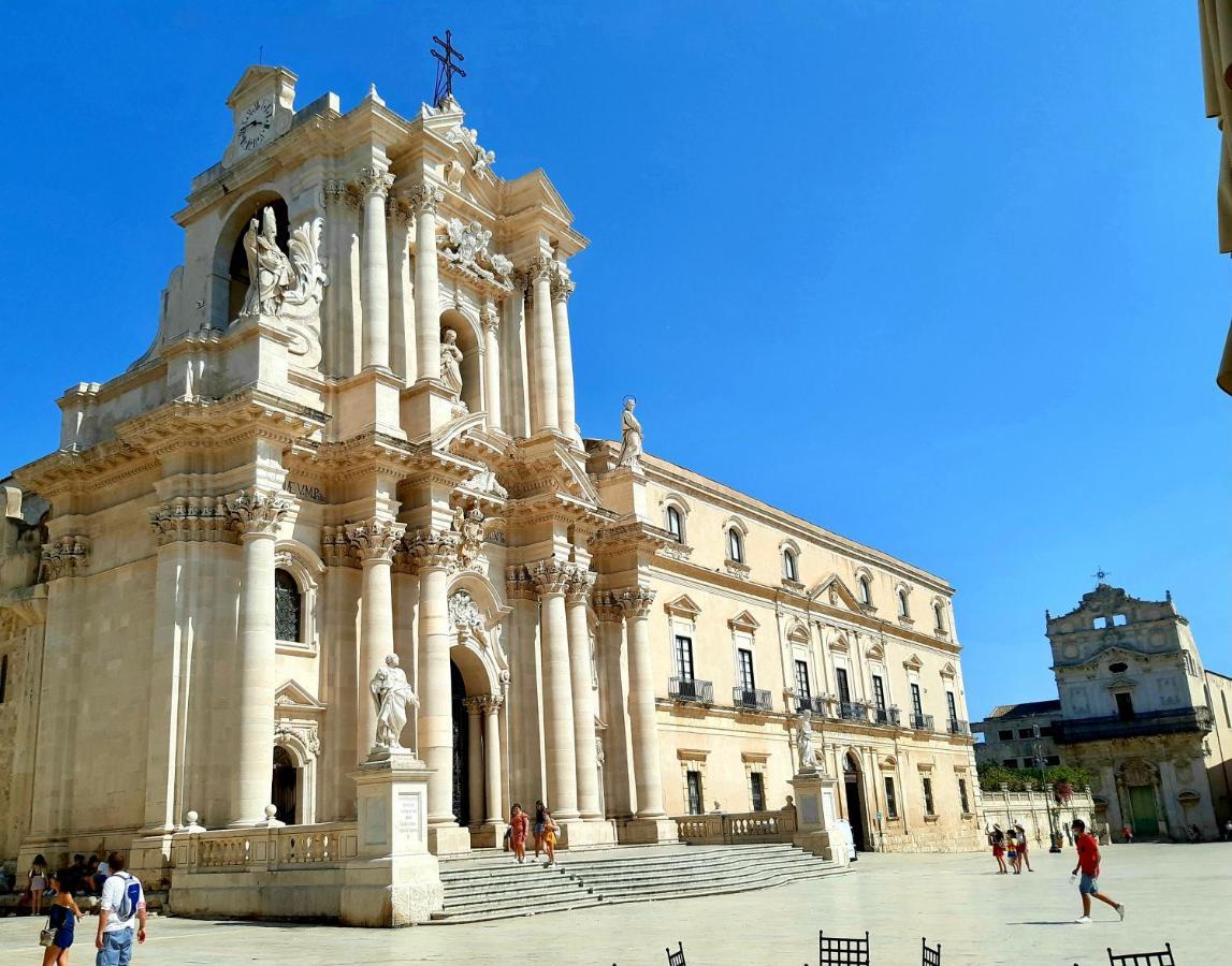 Elegante Appartamento In Palazzo Storico Ortigia Szirakúza Kültér fotó