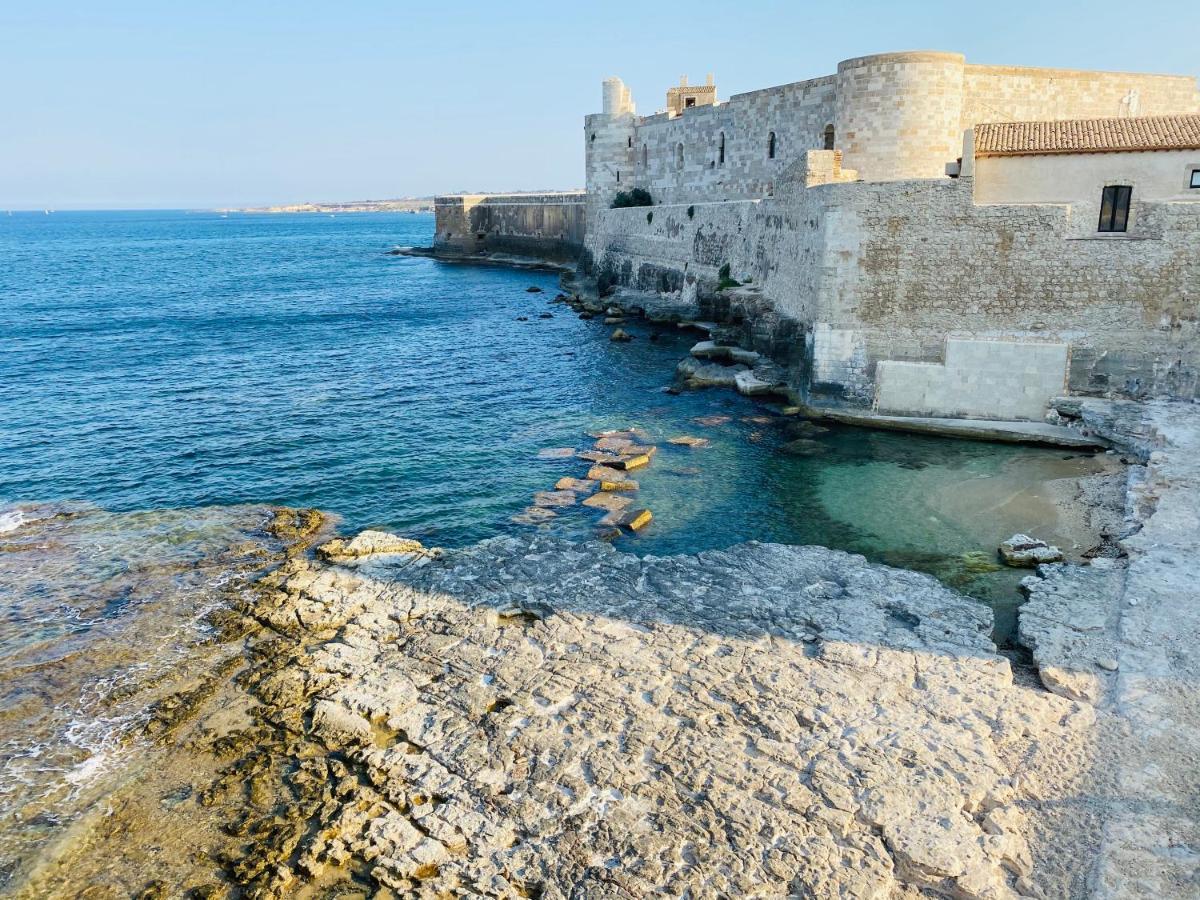 Elegante Appartamento In Palazzo Storico Ortigia Szirakúza Kültér fotó