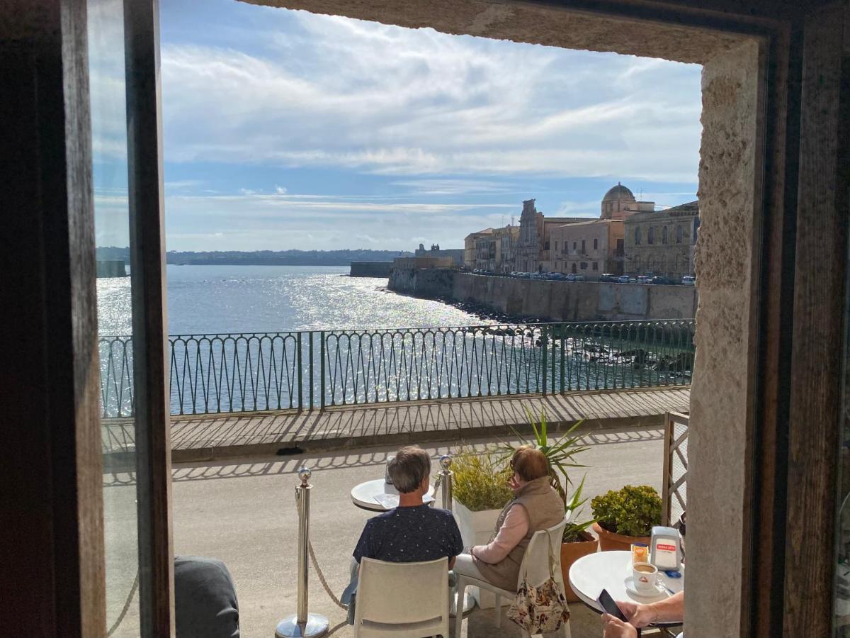 Elegante Appartamento In Palazzo Storico Ortigia Szirakúza Kültér fotó