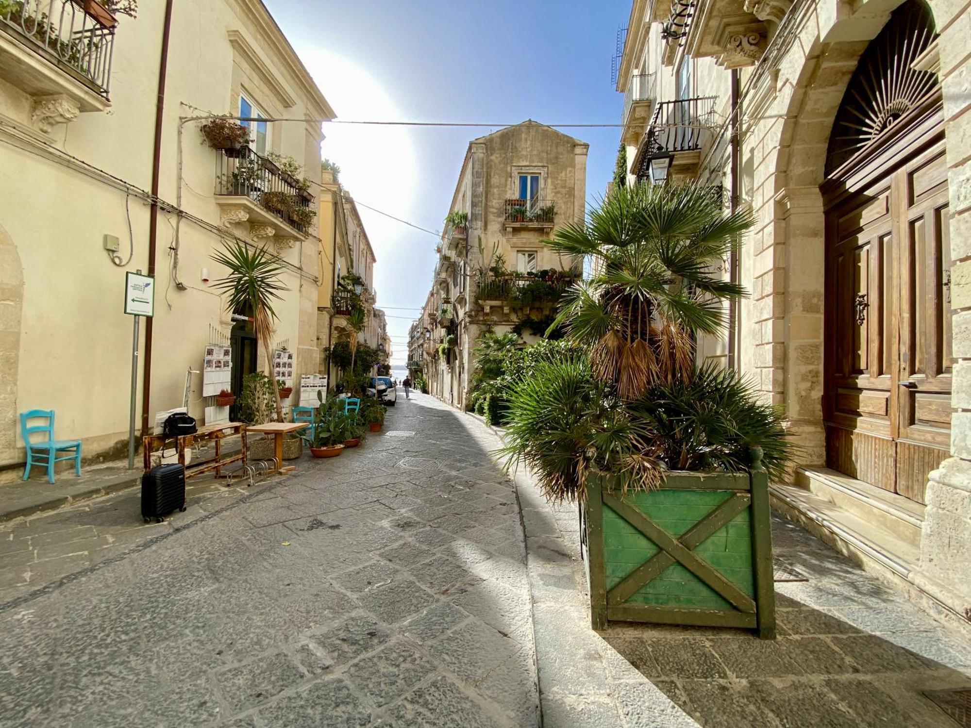 Elegante Appartamento In Palazzo Storico Ortigia Szirakúza Kültér fotó