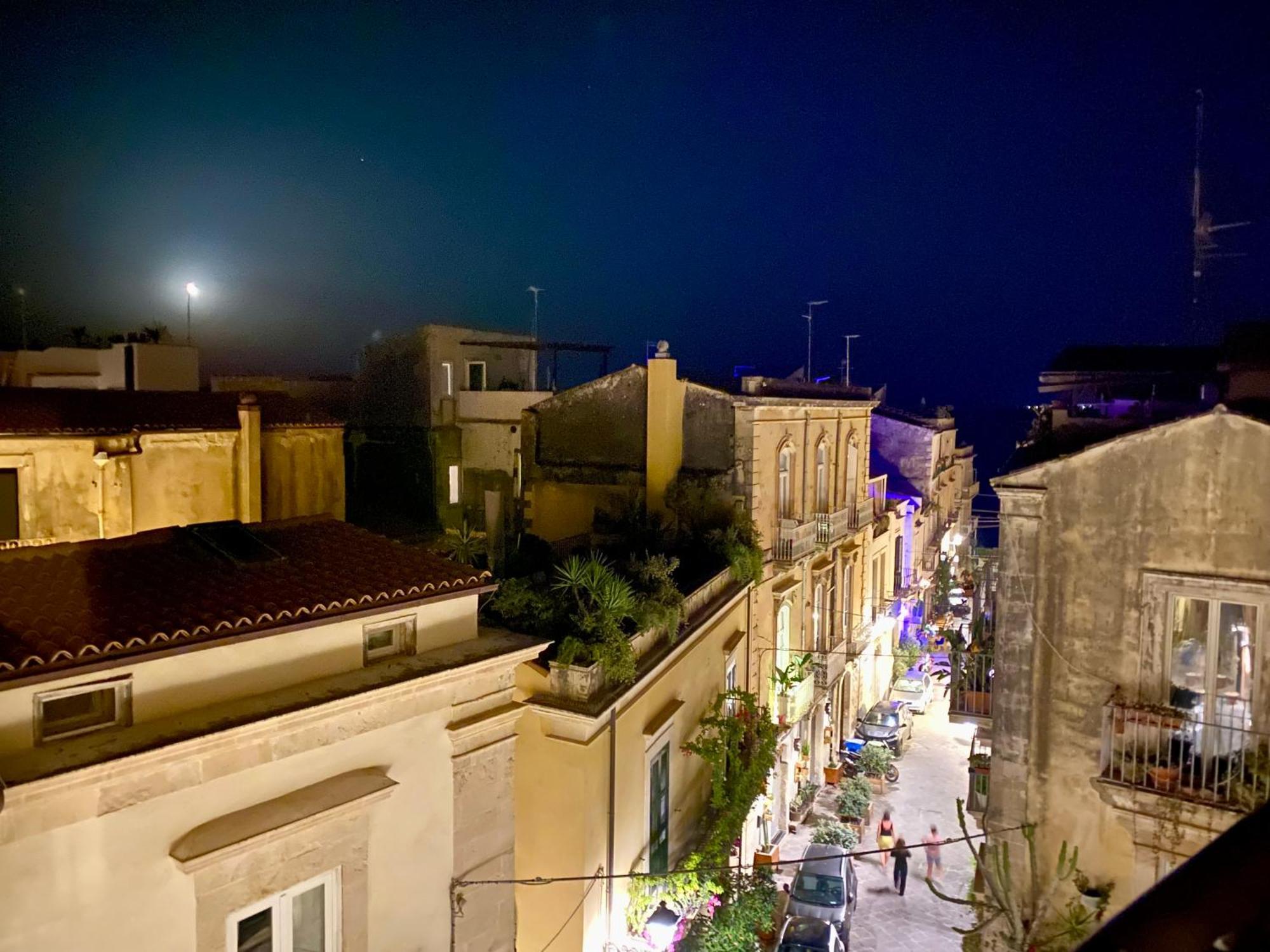 Elegante Appartamento In Palazzo Storico Ortigia Szirakúza Kültér fotó
