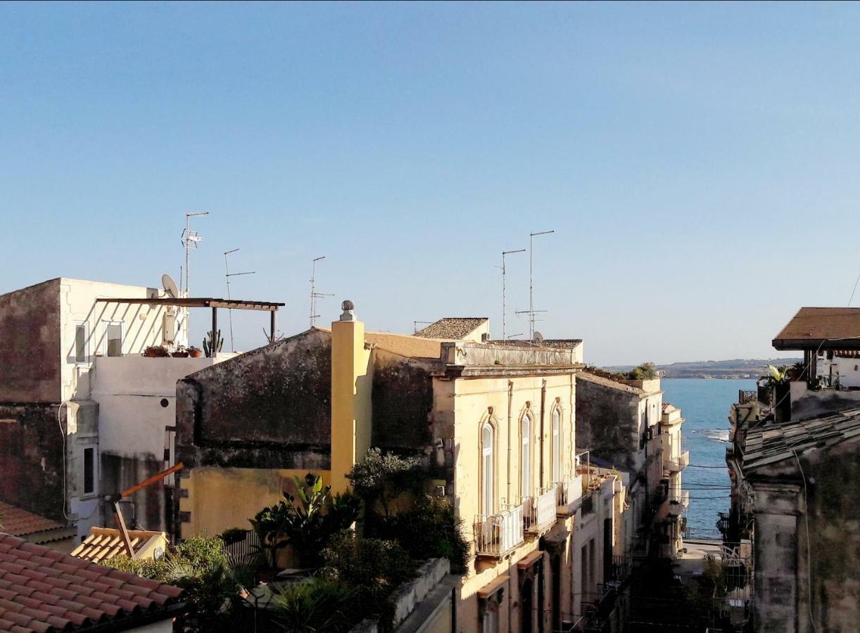 Elegante Appartamento In Palazzo Storico Ortigia Szirakúza Kültér fotó